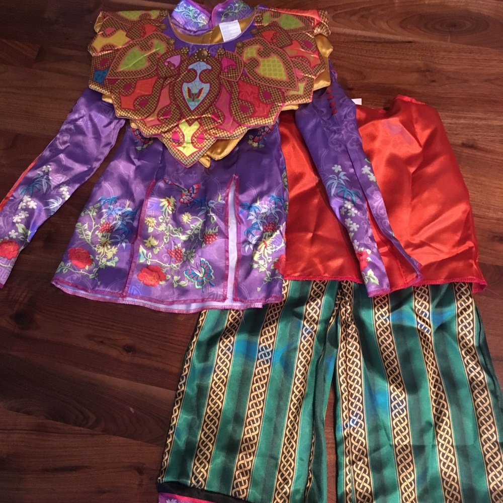 Alice in wonderland costume size small kids